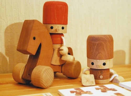 toys handcrafted by Comaam in Kawaguchi, Japan