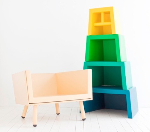 Stacking Throne Kids Chair