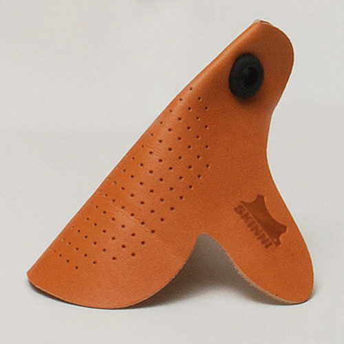 Skinni by Adrien Rovero