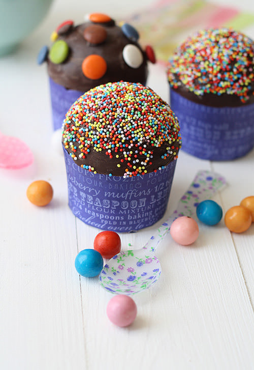 DIY Pinata Cupcakes