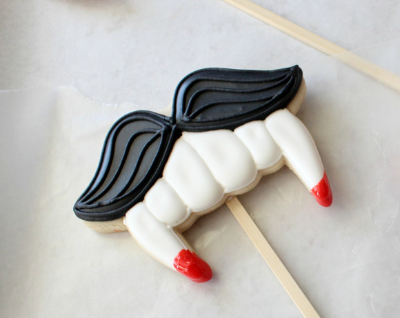 Halloween Vampire Teeth Cookies