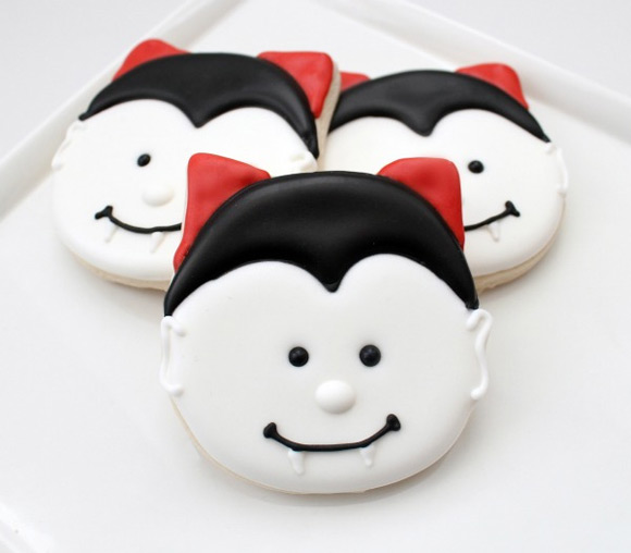 Halloween Dracula Vampire Cookies