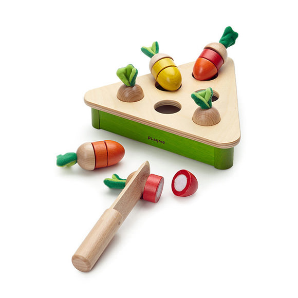 Pluck Carrot Wooden Toy