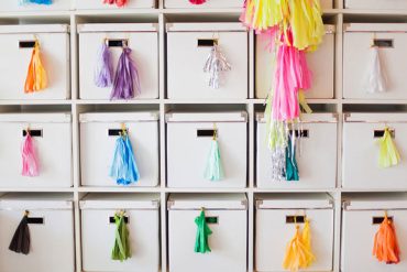 Organized streamers in Geronimo's balloon studio