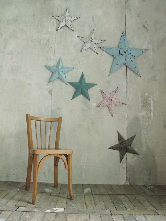Hanging Barn Stars with beautiful pastel patina from Les Petits Bohèmes