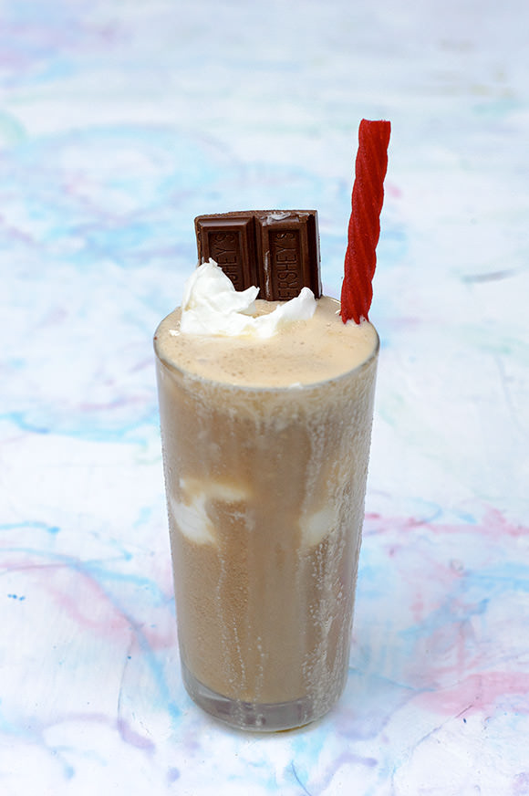 Super Science Party Drinks for Kids: The Salted Caramel Monkey Entertainer