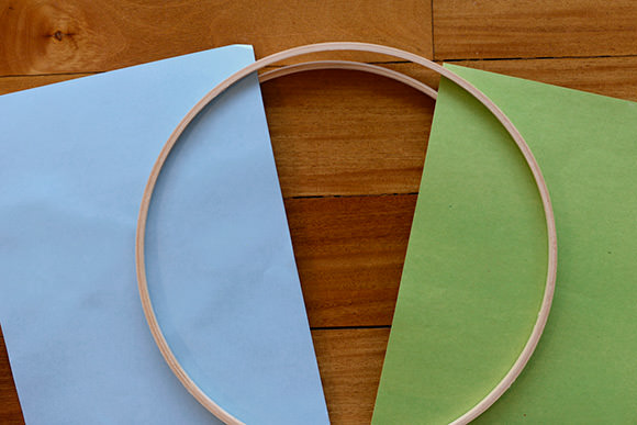 DIY Embroidery Hoop Mobile Tutorial: Step 1