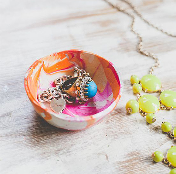 DIY Marbled Mini Clay Bowls via Paper & Stitch