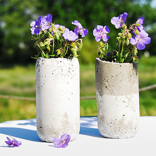 Diy concrete vase