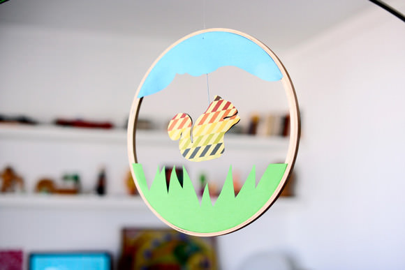 DIY Embroidery Hoop Mobile