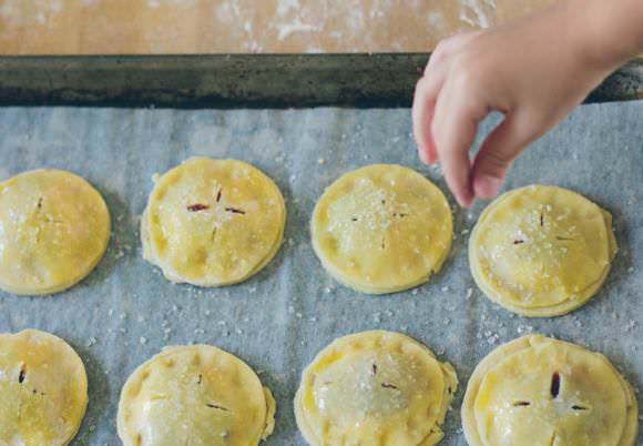 Recipe: Strawberries & Cream Hand Pies