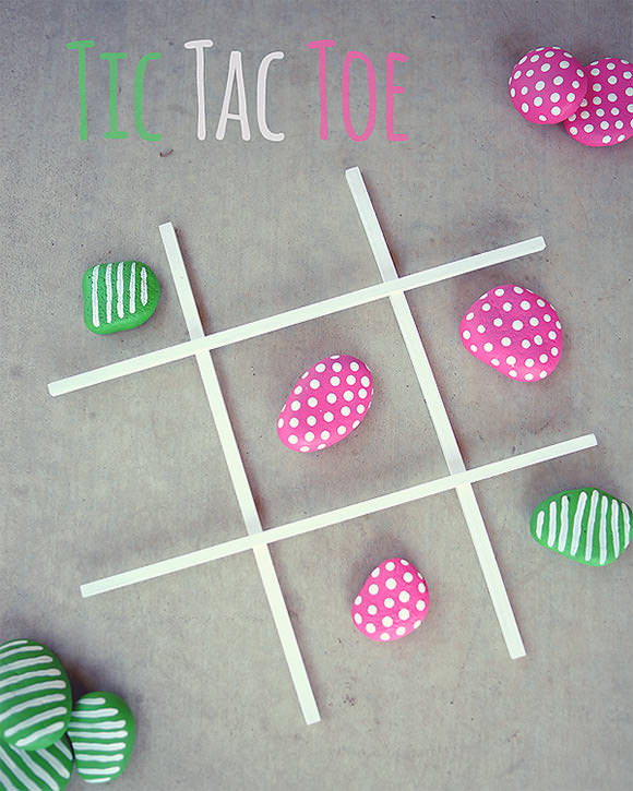 DIY Tic-Tac-Toe Rocks via Eighteen 25