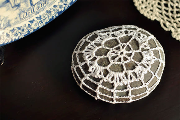 DIY Crochet Rock via Pieces I Enjoy