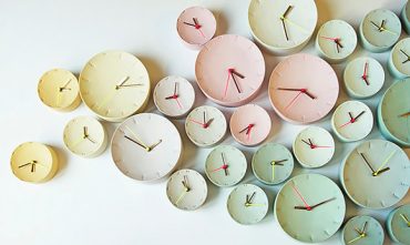 Porcelain Clocks by Studio Femke Roefs