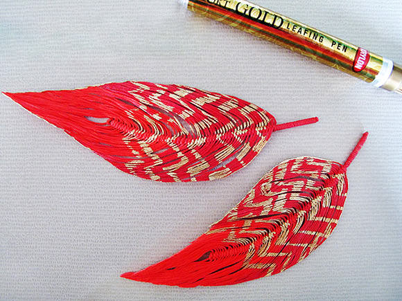 DIY String Feathers
