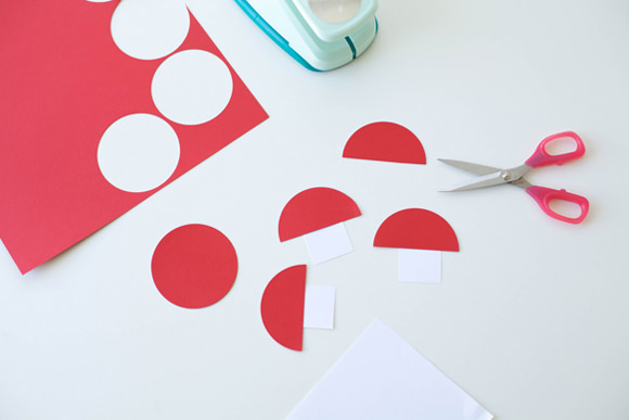 DIY Toadstool Mushroom Cake Topper