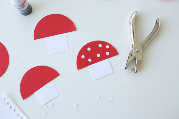 DIY Toadstool Mushroom Cake Topper