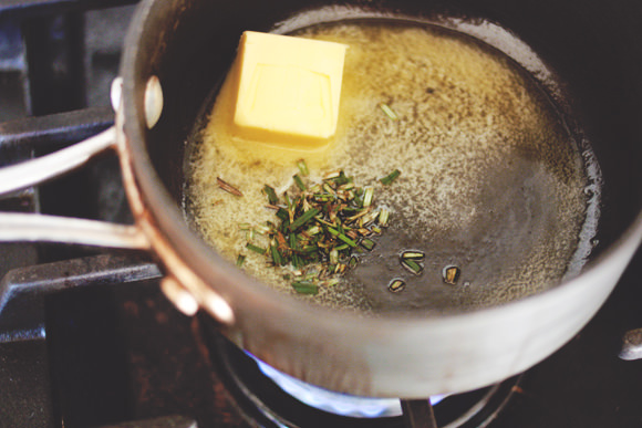 Buttery Herbed Popcorn Recipe 