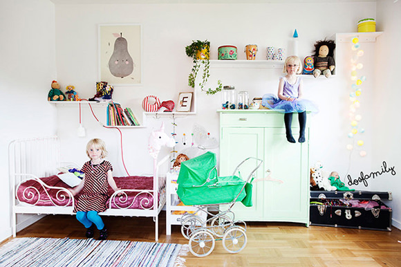 lovely kid's room via dos family