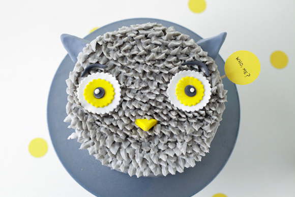 DIY Gray Owl Cake Tutorial