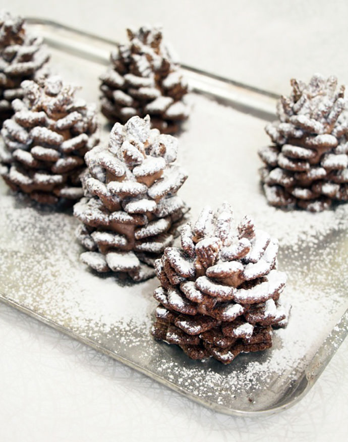 Quick + Easy Snowy Chocolate Pinecones Recipe