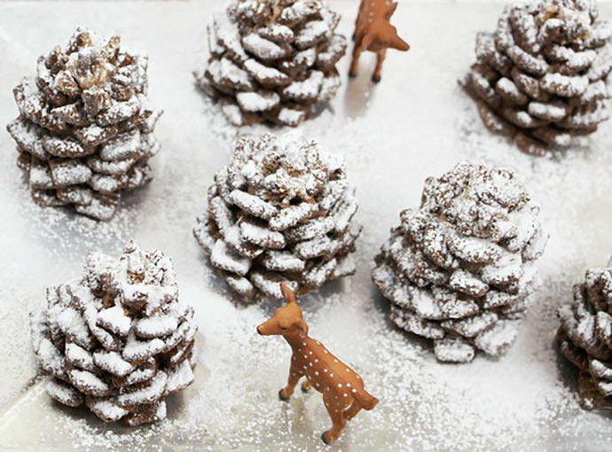Quick + Easy Snowy Chocolate Pinecones Recipe