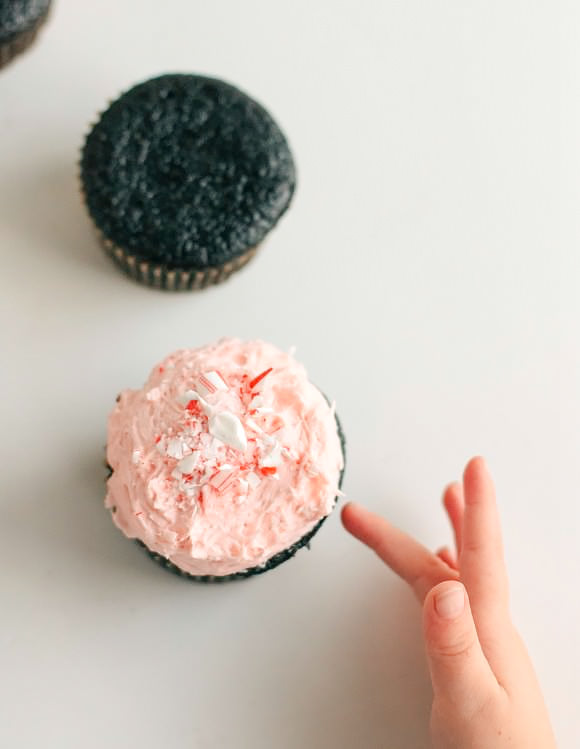 Recipe: Candy Cane Cupcakes