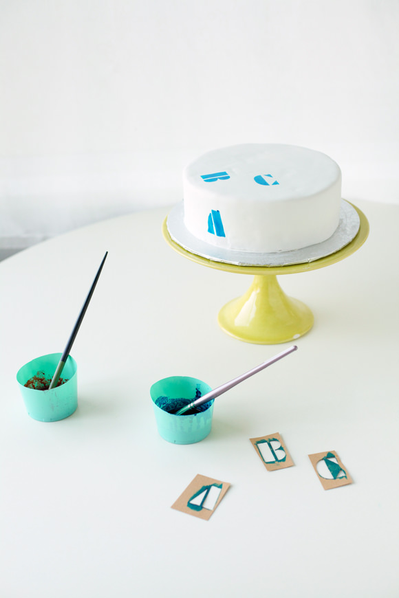 DIY ABC 123 Stencil Cake