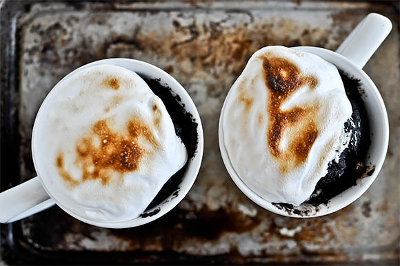 5 Minute Chocolate Fudge Smore’s Mug Cakes