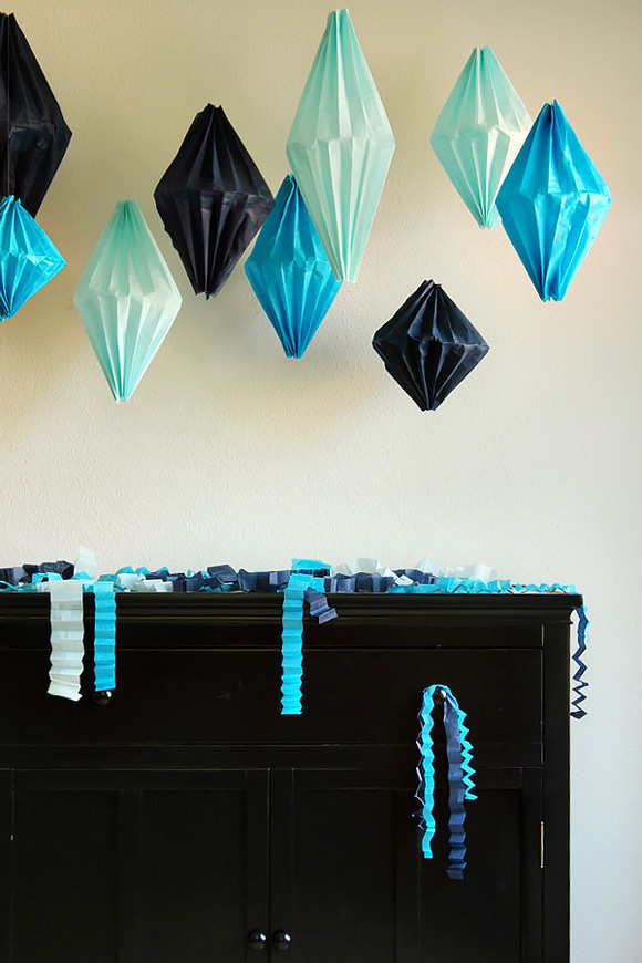 DIY Birthday decorations with paper, Cheap and easy birthday decorations