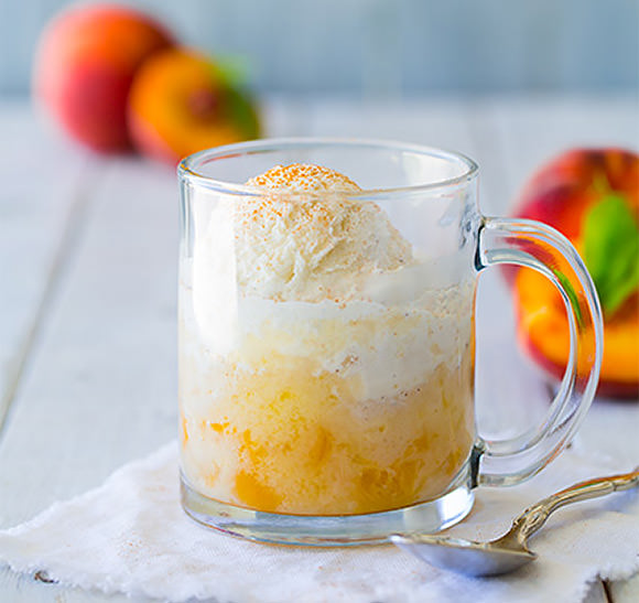 5-Minute Peach Cobbler Mug Cake Recipe