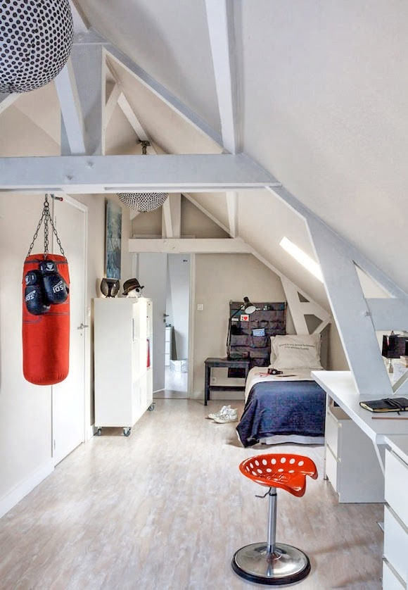 cool teen attic room