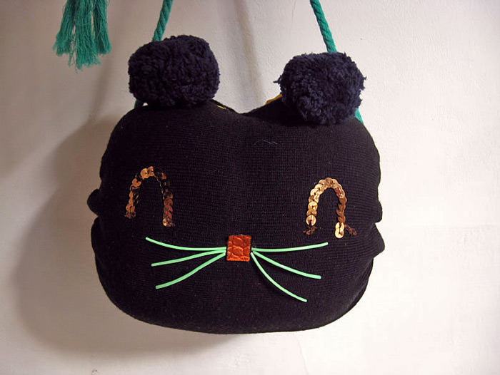 Make A Super Cute Upcycled Kitty Hand Muff & Pouch