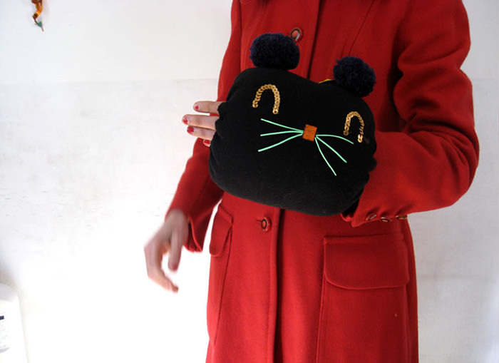 Make A Super Cute Upcycled Kitty Hand Muff & Pouch