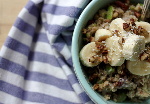 No-Cook Apples + Cinnamon N’Oatmeal Recipe