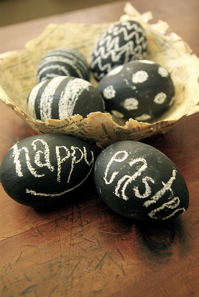 DIY Chalkboard Easter Eggs