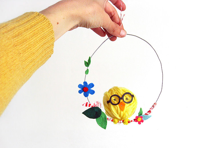 DIY Swinging Easter Chick