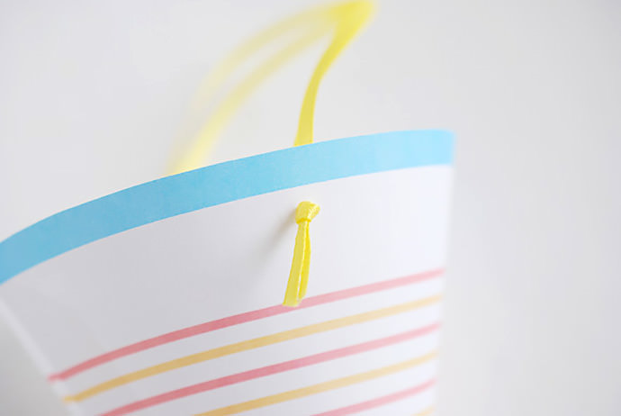 DIY May Day Surprise Cones