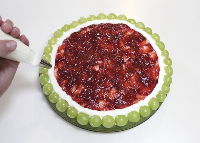 Recipe: Watermelon Fruit Pizza