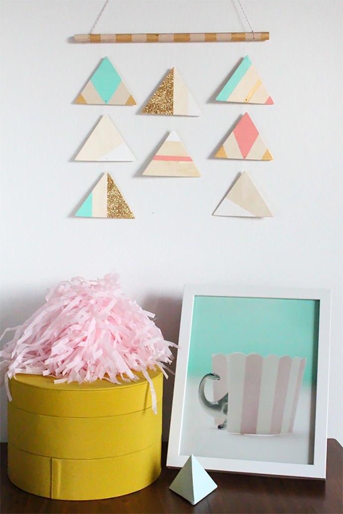 DIY Hanging Triangle Mobile via Sugar and Cloth