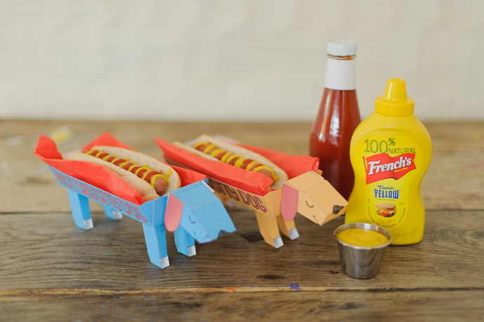 DIY Hot Diggity Dog Hot Dog Holders
