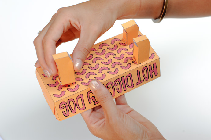 DIY Hot Diggity Dog Hot Dog Holders