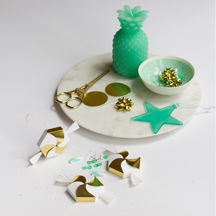 DIY Hexagon Candy Box via Oh Happy Day