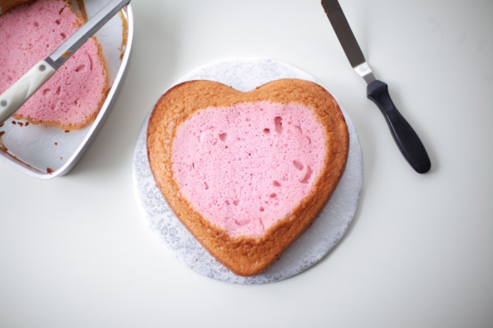 Strawberry Cake DIY