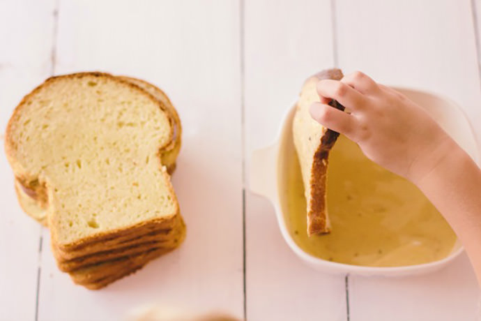 French Toast Sandwich with Peaches and Mozzarella 