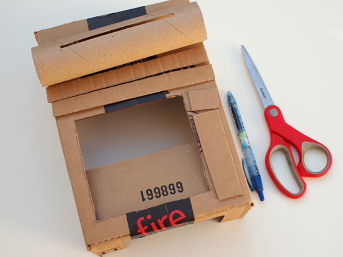 DIY Cardboard Cash Register