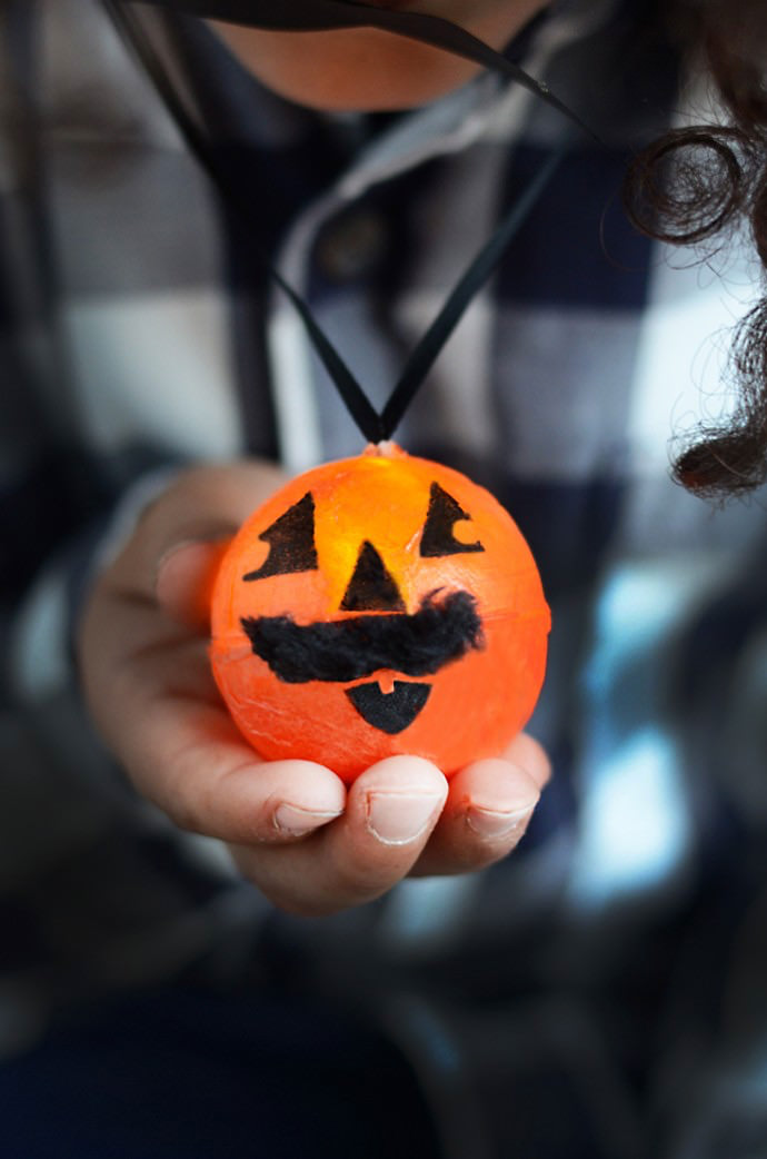 Halloween Pumpkin Light Necklaces