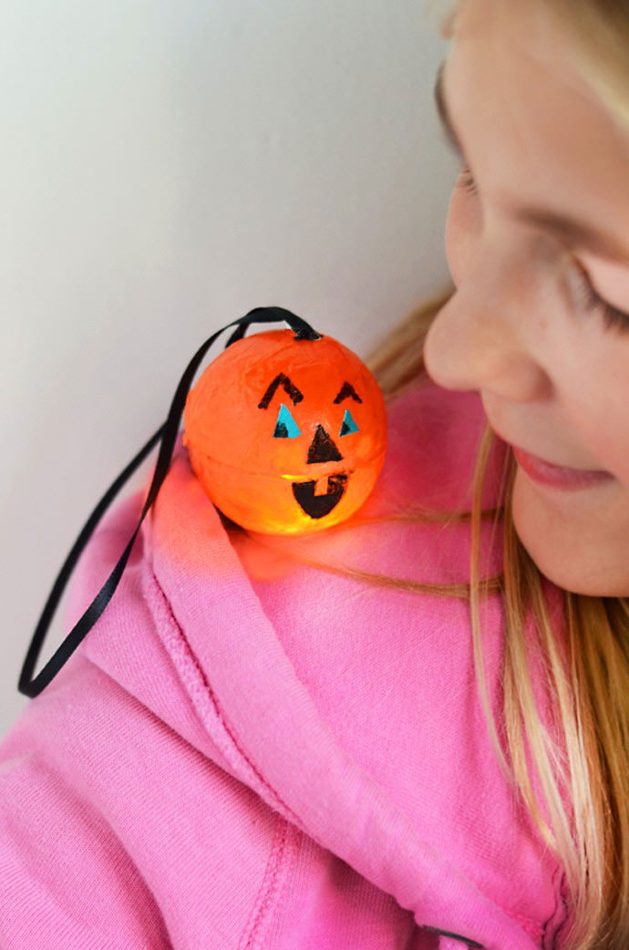 Halloween Pumpkin Light Necklaces