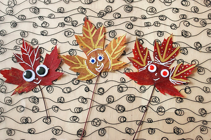 Fall Crafts for Kids: Leaf Peepers (via The Artful Parent)