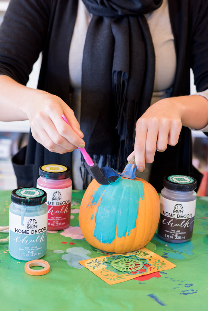 DIY Chalk Paint Mini Pumpkins